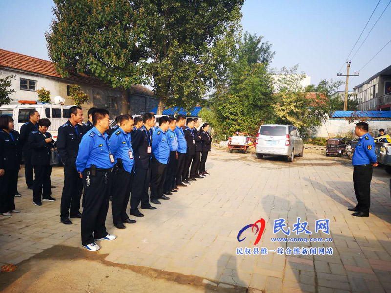 縣城管執(zhí)法局:開展節(jié)后綜合整治活動(dòng) 縣城管執(zhí)法局:開展節(jié)后綜合整治活動(dòng)