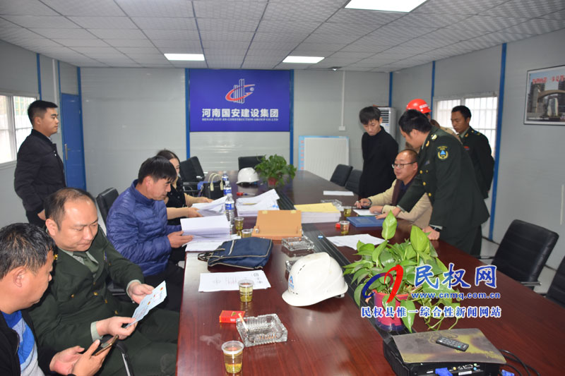 市人防辦聯(lián)合工商質(zhì)監(jiān)、住建局對民權(quán)縣人防工程建設(shè)質(zhì)量進(jìn)行檢查