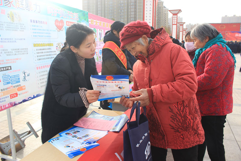 團委積極參與“憲法宣傳周” 系列宣傳活動 團委積極參與“憲法宣傳周” 系列宣傳活動