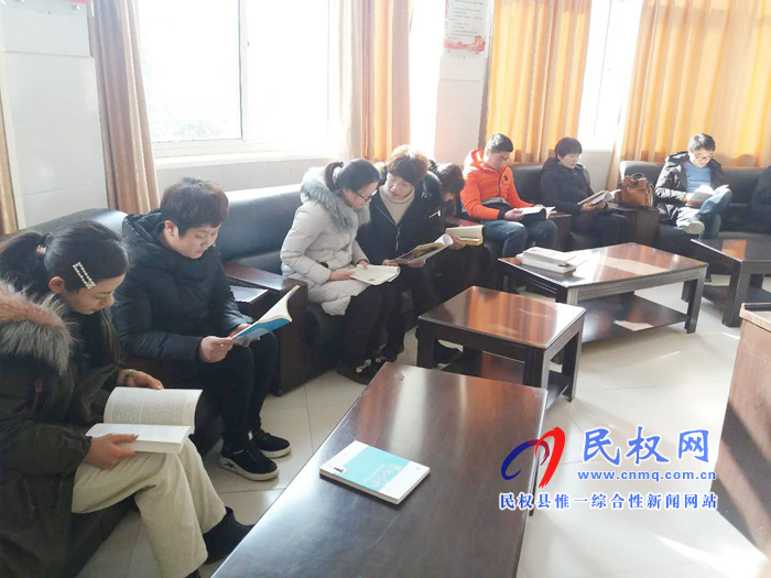 民權(quán)縣水務(wù)公司榮獲中華全國總工會授予的“職工書屋”示范點(diǎn)榮譽(yù)稱號 民權(quán)縣水務(wù)公司榮獲中華全國總工會授予的“職工書屋”示范點(diǎn)榮譽(yù)稱號