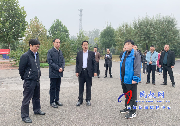 市人大常委會副主任、縣委書記姬脈常調(diào)研第六屆制冷裝備博覽會籌備工作