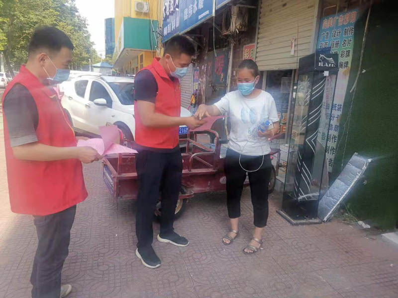 民權(quán)縣住建局志愿服務(wù)隊(duì)投身疫情防控第一線(xiàn) 民權(quán)縣住建局志愿服務(wù)隊(duì)投身疫情防控第一線(xiàn)