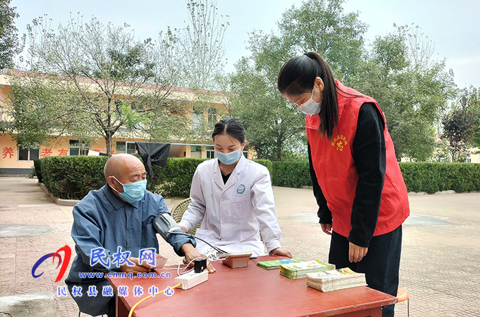 野崗鎮(zhèn)開展“情暖重陽 呵護健康”健康志愿服務活動 野崗鎮(zhèn)開展“情暖重陽 呵護健康”健康志愿服務活動