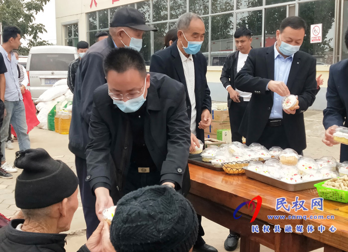 王橋鎮(zhèn):重陽節(jié)慰問敬老院 濃濃關(guān)懷暖人心 王橋鎮(zhèn):重陽節(jié)慰問敬老院 濃濃關(guān)懷暖人心