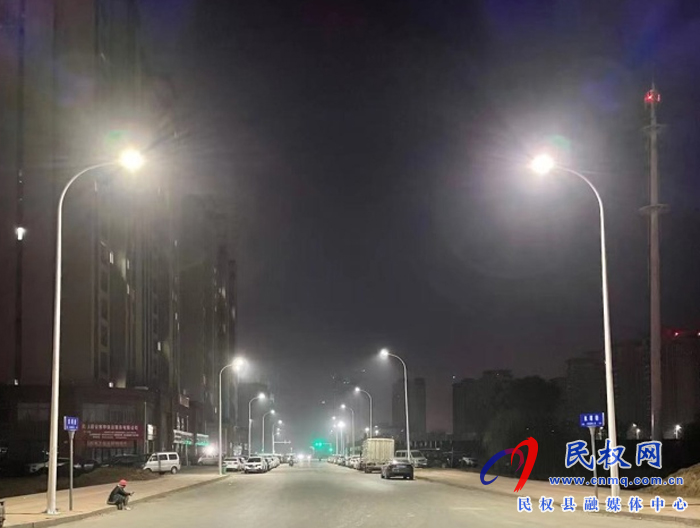 城管局路燈管理所:美化亮化城區(qū)環(huán)境 迎雙城創(chuàng)建及冷博會(huì)召開 城管局路燈管理所:美化亮化城區(qū)環(huán)境 迎雙城創(chuàng)建及冷博會(huì)召開
