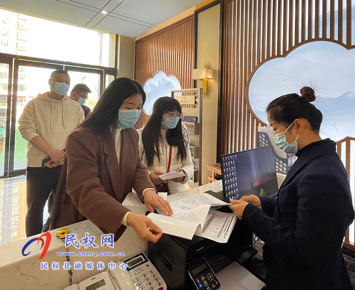 民權(quán)縣特色商業(yè)區(qū)管委會對區(qū)內(nèi)企業(yè)全面開展統(tǒng)計法律法規(guī)宣傳工作 民權(quán)縣特色商業(yè)區(qū)管委會對區(qū)內(nèi)企業(yè)全面開展統(tǒng)計法律法規(guī)宣傳工作