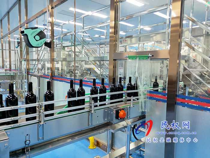 希剛國際酒業(yè)入駐民權(quán)保稅區(qū)進口紅酒待品嘗