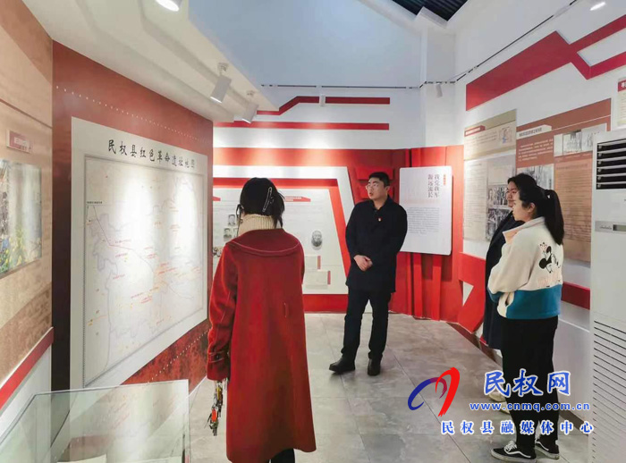 團(tuán)縣委組織參觀紅色教育基地“秣坡村” 團(tuán)縣委組織參觀紅色教育基地“秣坡村”