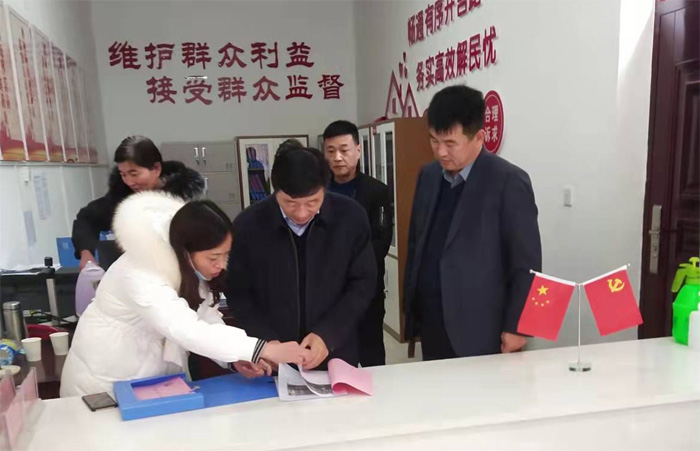 縣委常委、政法委書記陳鴻志調(diào)研指導(dǎo)“三零”創(chuàng)建工作