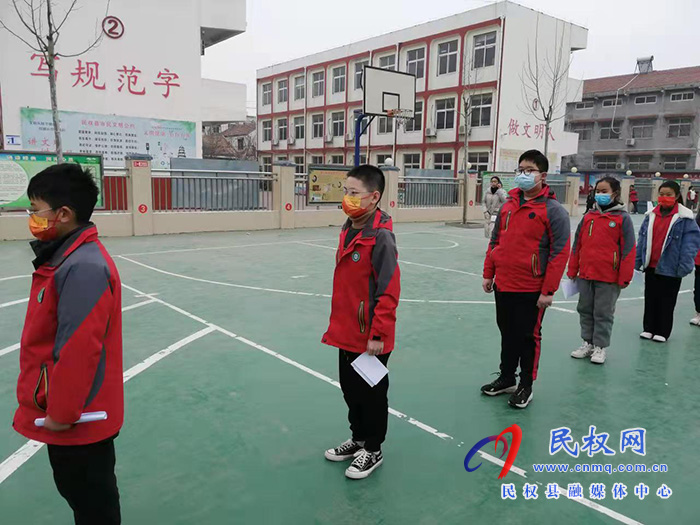 我縣各中小學(xué)迎來春季開學(xué)第一天  我縣各中小學(xué)迎來春季開學(xué)第一天