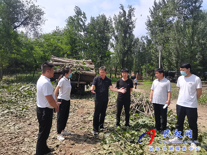 副縣長李天樁到雙塔鎮(zhèn)調研耕地流出問題排查整改工作