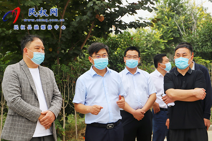 縣委書記張團(tuán)結(jié)調(diào)研我縣全國文明城市創(chuàng)建工作