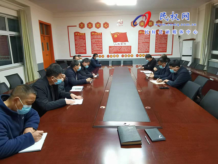 縣委常委、宣傳部長、副縣長畢道喜督導(dǎo)校園疫情防控工作