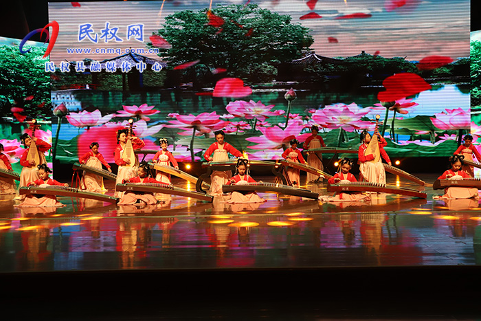 新時(shí)代 新征程 新?lián)?dāng) 新作為——民權(quán)縣宣傳貫徹黨的二十大精神迎新春文藝展演舉行 新時(shí)代 新征程 新?lián)?dāng) 新作為——民權(quán)縣宣傳貫徹黨的二十大精神迎新春文藝展演舉行