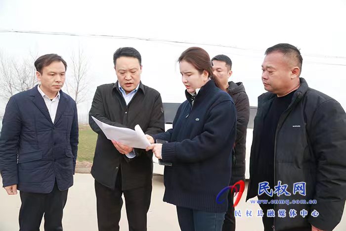 縣委常委、組織部長(zhǎng)王義彬督導(dǎo)“五星”支部創(chuàng)建工作