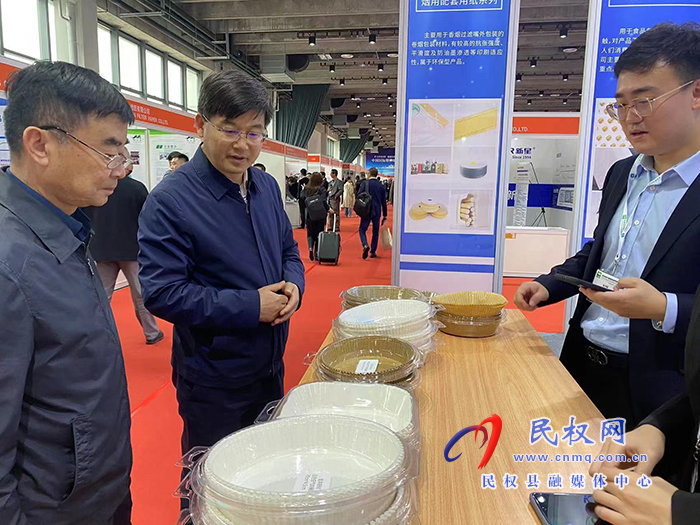 市人大常委會副主任、縣委書記張團結(jié)帶隊參加中國國際特種紙展覽會