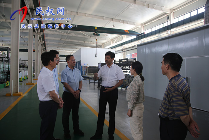 市委常委、常務(wù)副市長(zhǎng)薛鳳林到民開展“企業(yè)服務(wù)日”活動(dòng)
