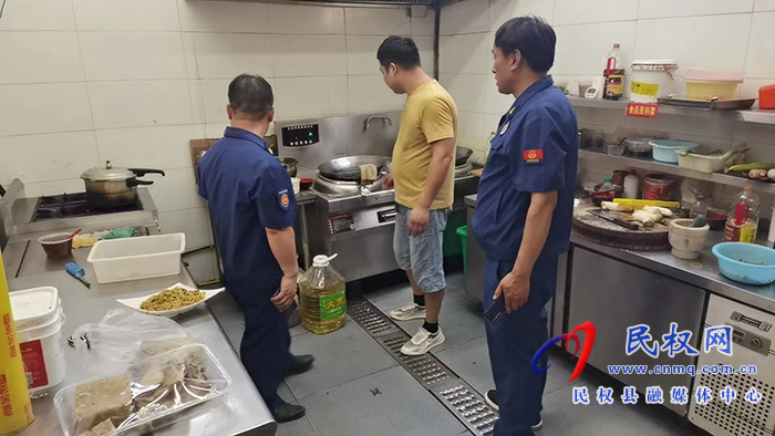 王莊寨鎮(zhèn)開(kāi)展安全生產(chǎn)大排查活動(dòng) 王莊寨鎮(zhèn)開(kāi)展安全生產(chǎn)大排查活動(dòng)