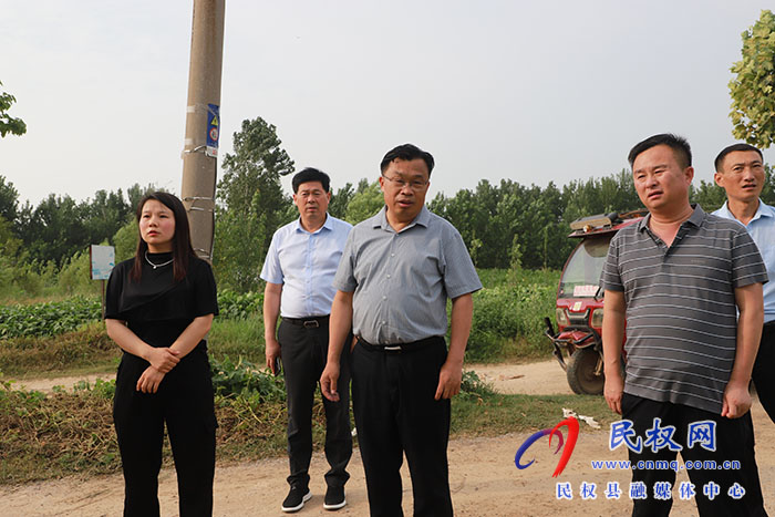 縣委常委、宣傳部長、副縣長畢道喜督導(dǎo)檢查防溺水工作