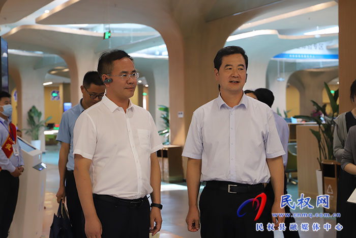 河南省政務(wù)大數(shù)據(jù)中心調(diào)研組蒞民調(diào)研 河南省政務(wù)大數(shù)據(jù)中心調(diào)研組蒞民調(diào)研