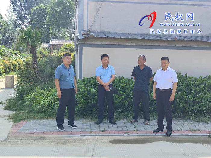縣人大常委會(huì)二級(jí)調(diào)研員石克林到孫六鎮(zhèn)調(diào)研指導(dǎo)軟弱渙散村黨組織整頓轉(zhuǎn)化工作