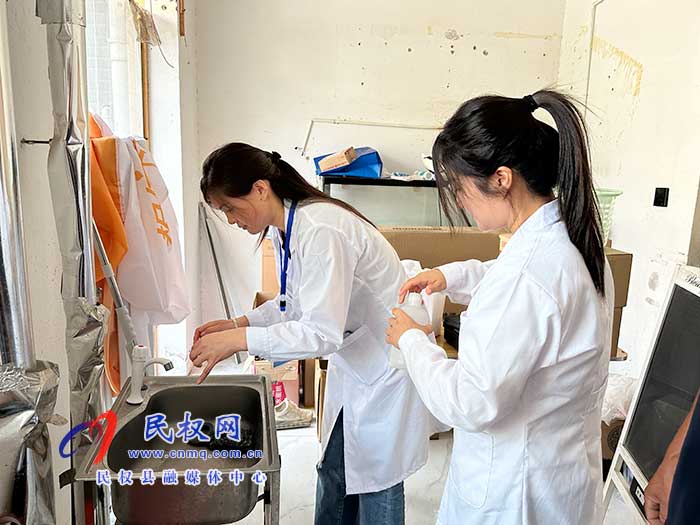 民權(quán)縣水務(wù)公司開展水質(zhì)檢測 守護用水安全 民權(quán)縣水務(wù)公司開展水質(zhì)檢測 守護用水安全