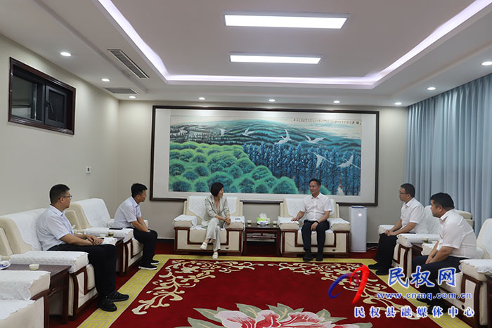縣委副書記、代縣長(zhǎng)王景義會(huì)見中原銀行股份有限公司商丘分行行長(zhǎng)邱景一行