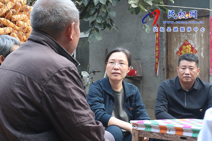 縣委書記王靜嫻調(diào)研“主題教育”、“三秋”生產(chǎn)、鞏固脫貧攻堅(jiān)成果同鄉(xiāng)村振興有效銜接、林下經(jīng)濟(jì)發(fā)展等工作