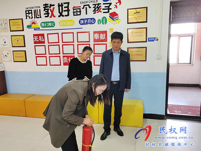 民權(quán)縣開展文化藝術(shù)類校外培訓(xùn)機(jī)構(gòu)無證無照專項(xiàng)行動 民權(quán)縣開展文化藝術(shù)類校外培訓(xùn)機(jī)構(gòu)無證無照專項(xiàng)行動