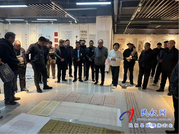 民權(quán)縣文聯(lián)邀請(qǐng)中書協(xié)會(huì)員、商丘市書法家協(xié)會(huì)副主席王文博老師點(diǎn)評(píng)書法作品