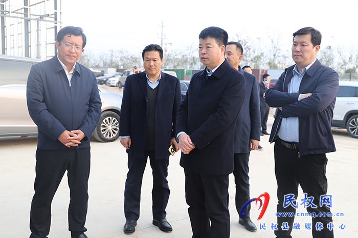 工行商丘分行行長(zhǎng)王建斌一行到民調(diào)研