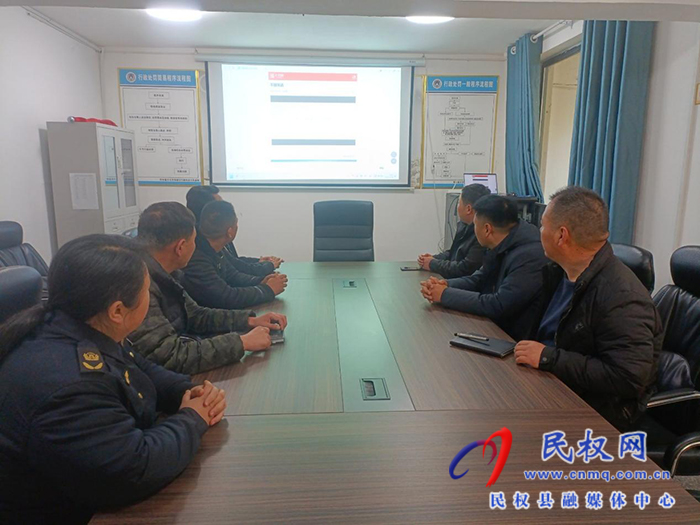 民權(quán)縣文化廣電旅游局開展服務(wù)型行政執(zhí)法“微宣講、走基層”活動(dòng)