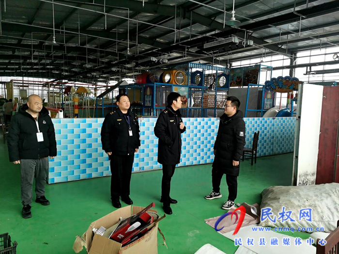 民權(quán)縣文化廣電旅游局開展服務(wù)型行政執(zhí)法“微宣講、走基層”活動(dòng)