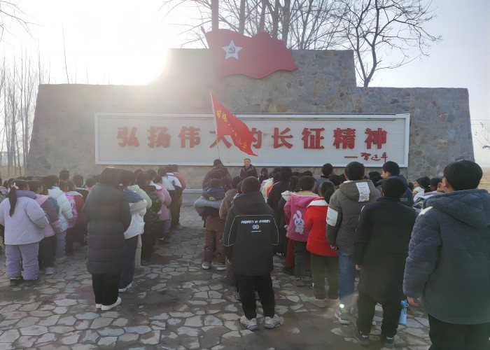 雙塔鎮(zhèn)牛牧崗小學(xué)開展“參觀紅色教育基地 弘揚(yáng)愛國主義精神”主題教育活動 雙塔鎮(zhèn)牛牧崗小學(xué)開展“參觀紅色教育基地 弘揚(yáng)愛國主義精神”主題教育活動