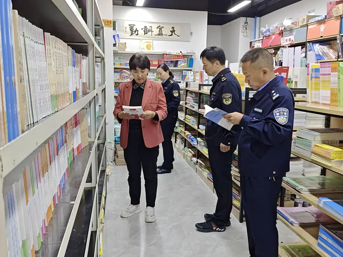 民權(quán)縣開展“掃黃打非”專項(xiàng)檢查行動(dòng) 民權(quán)縣開展“掃黃打非”專項(xiàng)檢查行動(dòng)