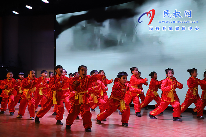 “歡喜迎新春 龍騰心飛揚”民族學校2024年迎新年聯(lián)歡會舉行 “歡喜迎新春 龍騰心飛揚”民族學校2024年迎新年聯(lián)歡會舉行