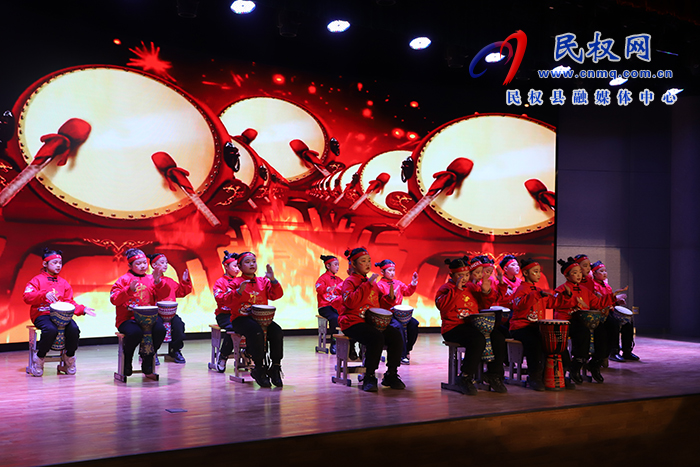 “歡喜迎新春 龍騰心飛揚”民族學校2024年迎新年聯(lián)歡會舉行 “歡喜迎新春 龍騰心飛揚”民族學校2024年迎新年聯(lián)歡會舉行