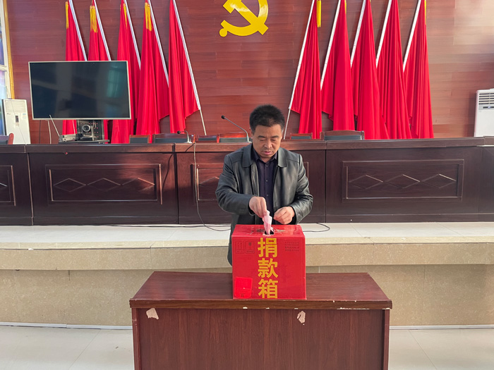 北關(guān)鎮(zhèn)開展“送溫暖 獻(xiàn)愛心”捐款活動 北關(guān)鎮(zhèn)開展“送溫暖 獻(xiàn)愛心”捐款活動