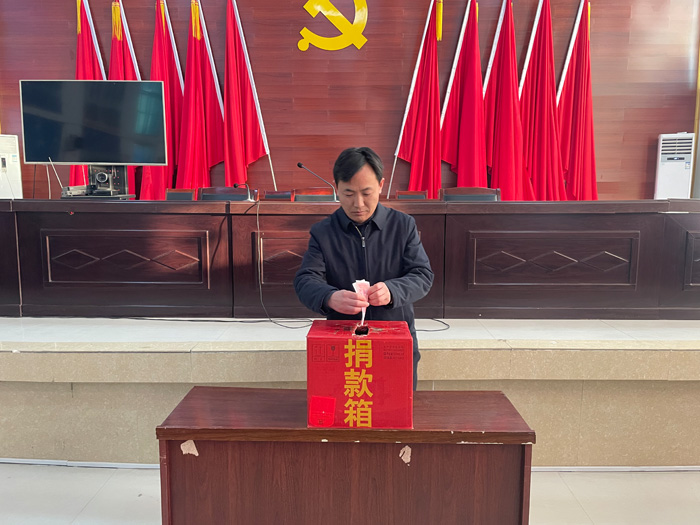 北關(guān)鎮(zhèn)開展“送溫暖 獻(xiàn)愛心”捐款活動 北關(guān)鎮(zhèn)開展“送溫暖 獻(xiàn)愛心”捐款活動