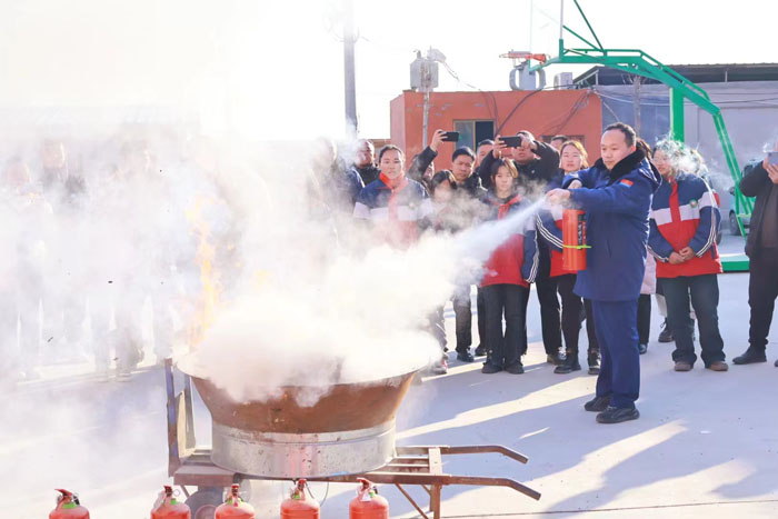 北關鎮(zhèn)：消防安全培訓會，助力平安法治星