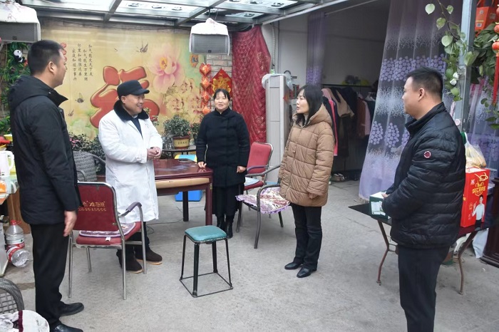 民權(quán)縣人防工程維護中心走訪慰問“孝老愛親中國好人” 民權(quán)縣人防工程維護中心走訪慰問“孝老愛親中國好人”