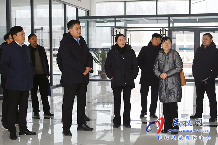 鶴壁市人民政府副秘書長劉軍文一行到我縣考察通用機場建設(shè)管理工作