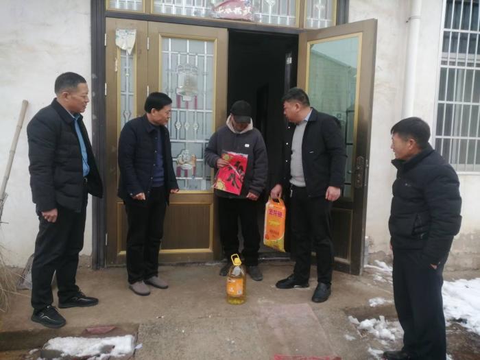 民權(quán)縣供銷合作社開展2024年新春慰問活動 民權(quán)縣供銷合作社開展2024年新春慰問活動
