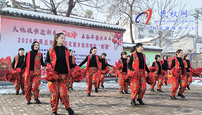 花園鄉(xiāng):鄉(xiāng)村“村晚”人氣旺 花園鄉(xiāng):鄉(xiāng)村“村晚”人氣旺