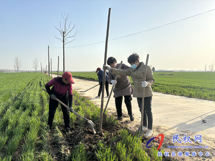 伯黨鄉(xiāng)開展春季植樹行動(dòng) 伯黨鄉(xiāng)開展春季植樹行動(dòng)