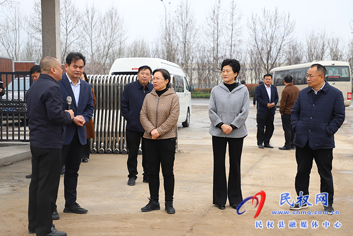 縣委書記王靜嫻調(diào)研重點項目建設工作 縣委書記王靜嫻調(diào)研重點項目建設工作