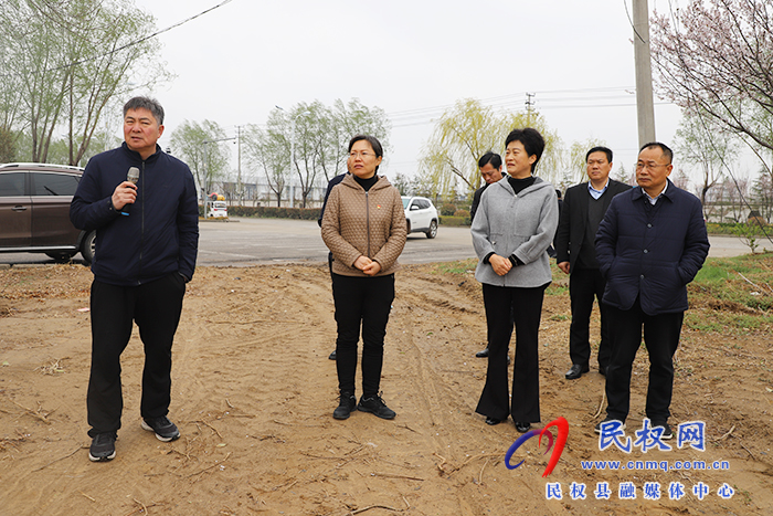 縣委書記王靜嫻調(diào)研重點項目建設工作 縣委書記王靜嫻調(diào)研重點項目建設工作