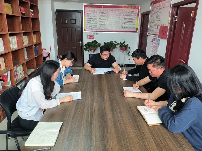 團(tuán)縣委召開黨紀(jì)學(xué)習(xí)教育安排部署會 團(tuán)縣委召開黨紀(jì)學(xué)習(xí)教育安排部署會