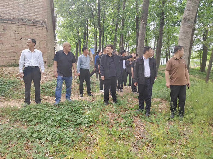王橋鎮(zhèn):開展人居環(huán)境觀摩 爭創(chuàng)“生態(tài)宜居星” 王橋鎮(zhèn):開展人居環(huán)境觀摩 爭創(chuàng)“生態(tài)宜居星”