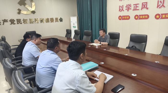 縣委常委、政法委書記陳鴻志到野崗鎮(zhèn)調(diào)研指導(dǎo)安全穩(wěn)定工作